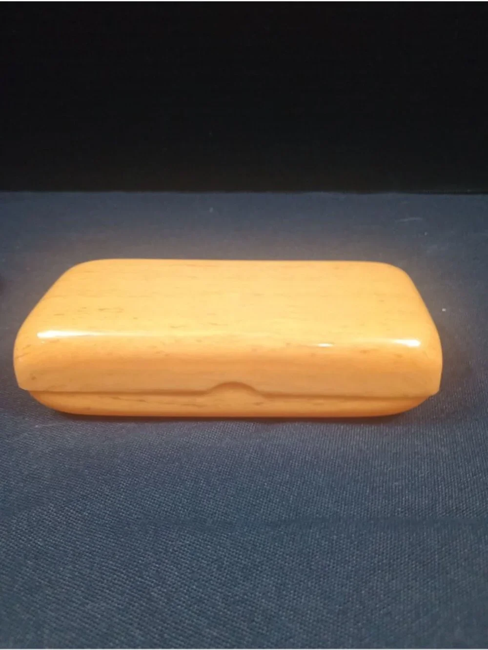 Vintage Retro Mud Century Celluloid Amber Colored Travel Soap Case